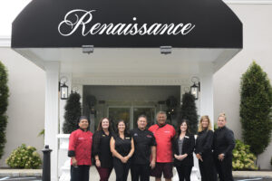 professional-wedding-catering-staff-